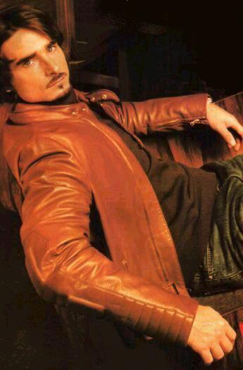 Kev lookin hot hot hot; Actual size=180 pixels wide
